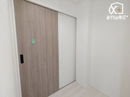 ���[ �L�b�`�����ɂ̓p���g���[������̂ł����Ղ���[�ł������ł��B