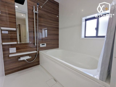 ���� �V���v���ŁA���������̂���o�X���[���ł��B1���̔����������Ɩ����A��Ƃ肠�鎞�ԂƂ��Ă��g���������������ł��ˁI�����ǂ������@�t���̃o�X�Ȃ̂ŁA���̉��x���ۂĂ܂��B