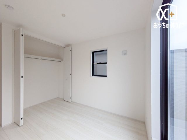 �Q�� -