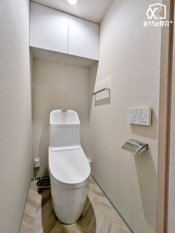 �g�C�� �`Toilet�`�����g���ꏊ�����炱���A�������₨�|�����ȒP�ȃV���v���ȃf�U�C�����̗p���܂����B�ǖʂɒI���������܂��̂ł���������[�����邱�Ƃ��ł��܂��B