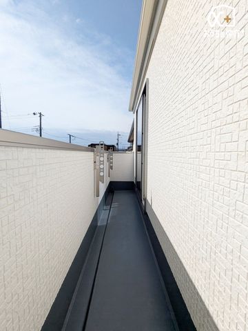 �o���R�j�[ �J�������錩���炵�̗ǂ��o���R�j�[�ł��B