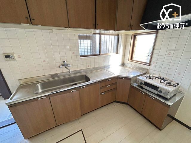 �L�b�`�� �������y��������L�b�`���X�y�[�X(^^)/�Ǝ��������悭�A���o�����̎��[�͂���L�b�`���ł��B�������₷�����������ł������ɂ���⒲�������o���Ďg�����Ƃ��ł��܂��B