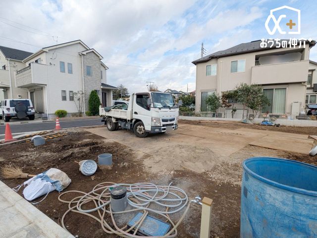 ���̑� �쓹�H����݂��l�q�ł��B�X�[�p�[�E�R���r�j�܂œk�������̐������֐��̗ǍD�ȗ��n�ł��B�X�[�p�[��R���r�񂪋߂��̂́A�����̂��������͂������A�}�ɕK�v�Ȃ��̂��ł����Ƃ��ɂ��֗��ł��ˁB