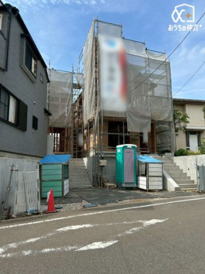 その他 南側前面道路は広々約8.6ｍ