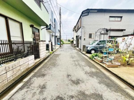 現地外観写真 生活環境良好な暮らしやすい住環境