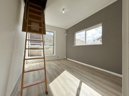 子供部屋 グルニエ付きの洋室は子供部屋にオススメ