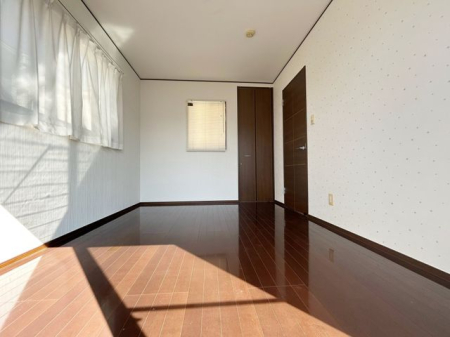 その他内観 多目的にご利用可能な洋室