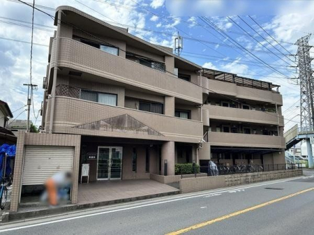 エントランス 警備がしっかりしているマンションです