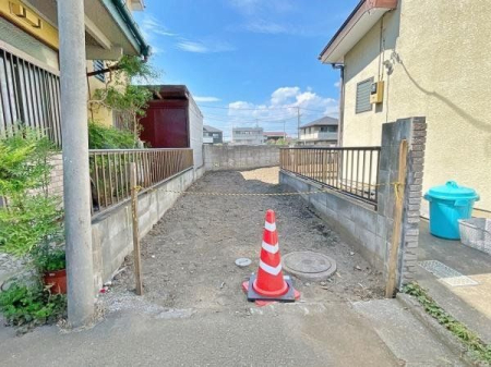 現地土地写真 落ち着いた心地よい住環境です。