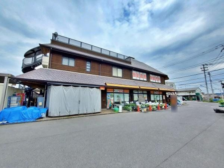 周辺環境 ＪＡいるま野 飯能農産物直売所 徒歩5分。車での来店も可能です。 390m