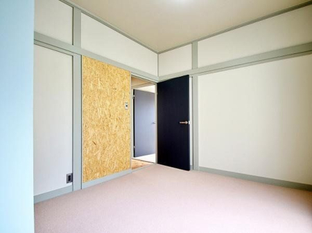 その他内観 2階　4.5帖の洋室