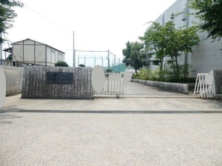 周辺環境 東村山市立東村山第七中学校 徒歩16分。【通学　区】本町一丁目、三丁目栄町二丁目（一部）、三丁目（一部）富士見町三丁目（一部）、四丁目美住町全域(一から二丁目) 1210m