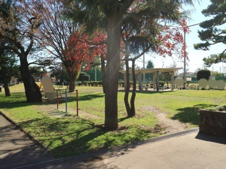 周辺環境 徒歩14分。【入間市運動公園】 車椅子対応の駐車場・入り口あり　入間市市民体育館 窓口時間8:30～21:30 1100m