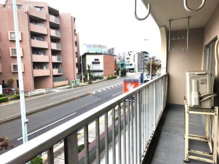 バルコニー -
