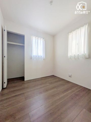 子供部屋 約4.12帖の子供部屋におすすめな洋室。遊びも学びも自由自在！子どもの成長を支える、夢が広がる快適空間。