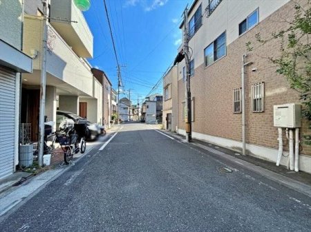 現地外観写真 生活環境の良好な閑静な住宅地です。