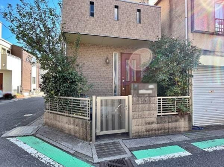 玄関 2024.10.15撮影の現地の様子