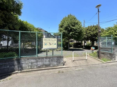 周辺環境 秋津町３丁目第二仲よし広場 徒歩38分。ベンチ・遊具（スプリング遊具）・防火貯水槽 3010m