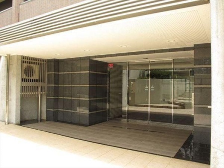 エントランス 防犯面でも安心のオートロックマンション