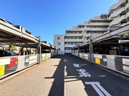 駐車場 駐車場。空き状況は担当までご確認ください