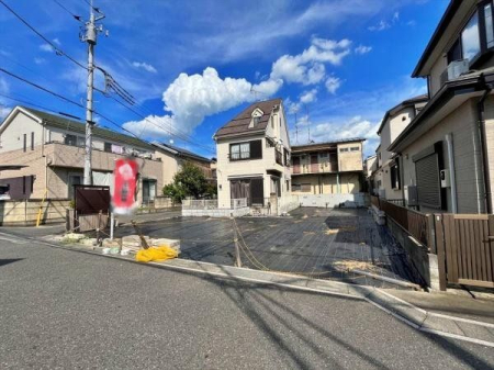 現地土地写真 のどかで落ちついた住環境です