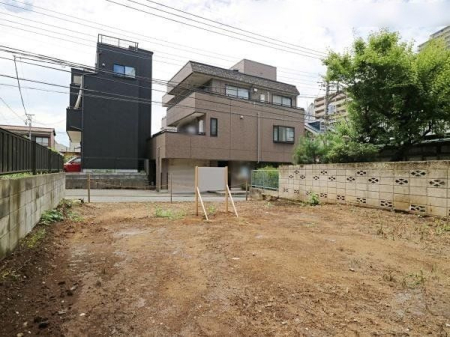 現地土地写真 ゆとりあるお住まいが建築できます。
