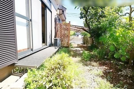 その他 ガーデニングも楽しめるお庭