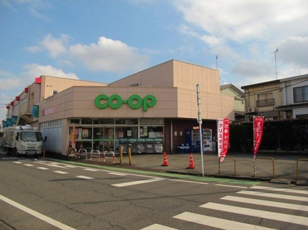 周辺環境 コープみらいミニコープこぶし店 徒歩9分。品揃え豊富なスーパーマーケットでございます。近隣の方々でいつも賑わっております。駐車場も広いです。 670m
