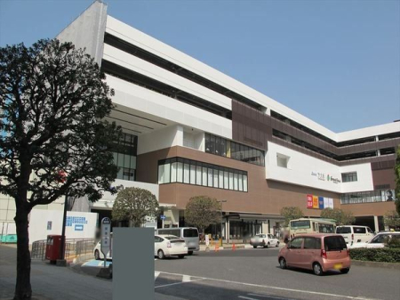 周辺環境 所沢駅(西武 新宿線) 徒歩28分。所沢駅の東口には飲食店が多く活気がございます！ 2240m
