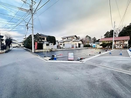 現地土地写真 のんびりと暮らせる住環境