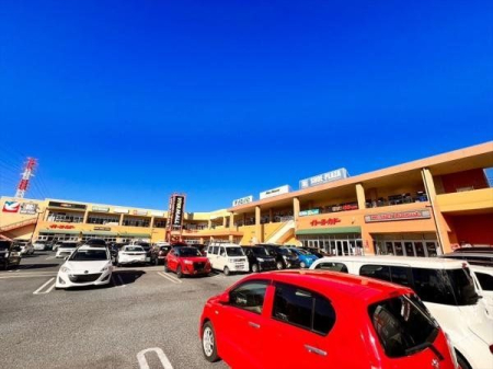 周辺環境 ビバモール埼玉大井 徒歩29分。大きなビバホームやイトーヨーカドーなどのショッピングセンター 2290m