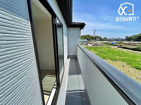 バルコニー 日当たりのいいバルコニーです。