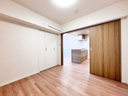 子供部屋 約4.3帖の子供部屋におすすめな洋室。クローゼット付き。