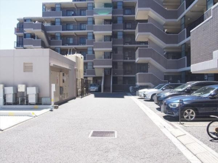駐車場 駐車場(空き状況は担当者にご確認下さい)
