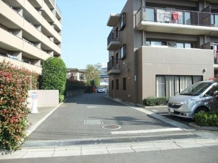 その他 前面道路の様子