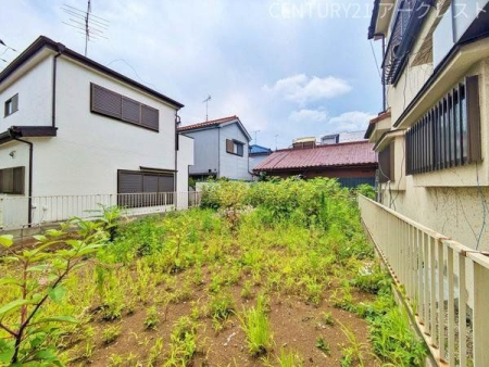 現地土地写真 生活環境が良好なエリアです