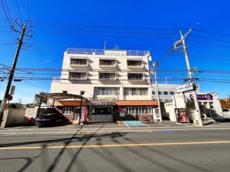 周辺環境 三芳野第２病院 徒歩13分。内科、整形外科、リハビリテーション科 980m