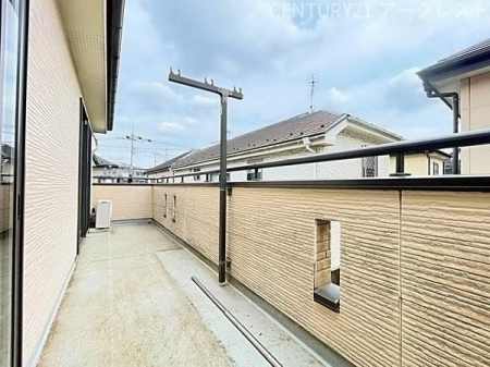 バルコニー 陽当たりの良いバルコニー