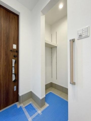 玄関 玄関
