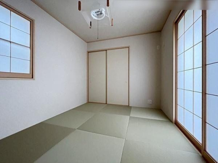 その他内観 来客時に重宝される和室