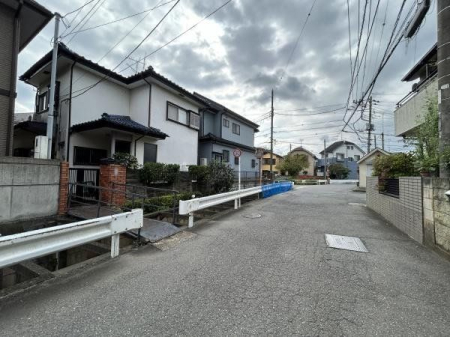 現地外観写真 前面道路含む現地写真