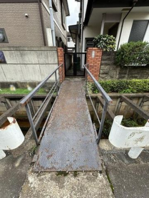 現地外観写真 前面道路含む現地写真