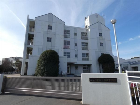 周辺環境 ふじみ野市立福岡中学校 徒歩11分。 870m