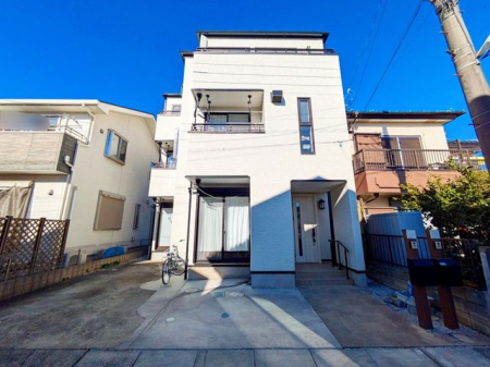 現地外観写真 住友林業施工の1DK+3LDKの2世帯住宅
