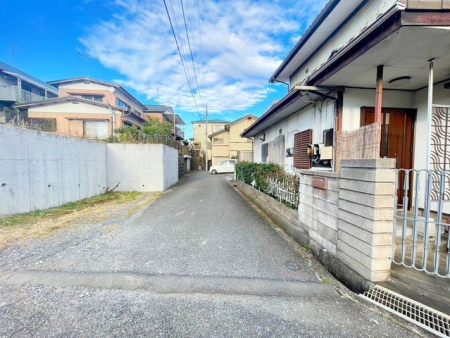 現地土地写真 日当たりの良い角地