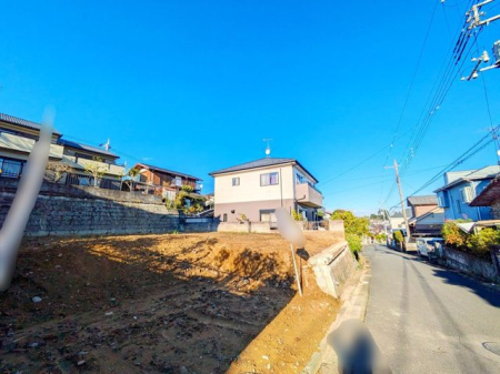 現地土地写真 閑静な住宅街です。