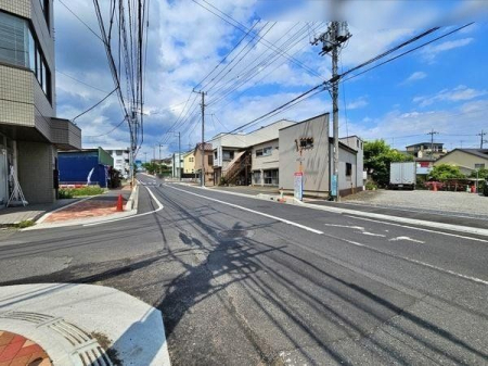 現地土地写真 前面道路の様子