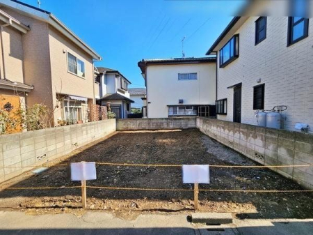 現地土地写真 四季折々の変化を楽しめる心地よい場所