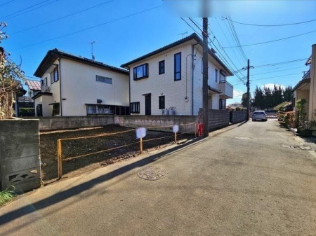 現地土地写真 前面道路の様子