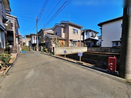 現地土地写真 前面道路の様子